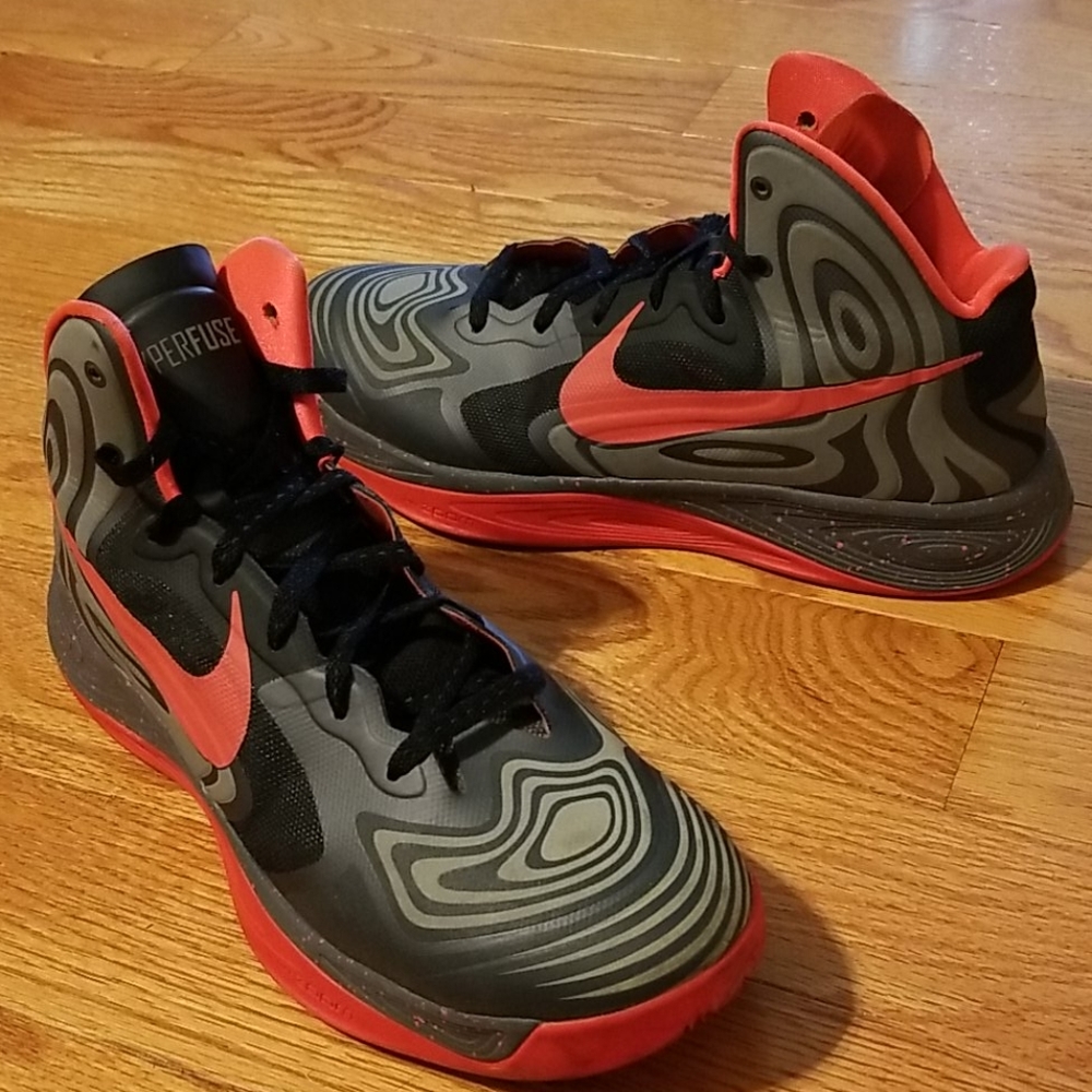 Hyperfuse Mens Basketball Shoes